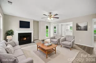 10220 Seedling Ln, Charlotte, NC 28214 - Photo 5