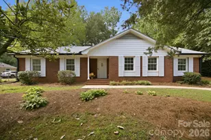1045 S Magnolia St, Mooresville, NC 28115 - Photo 1