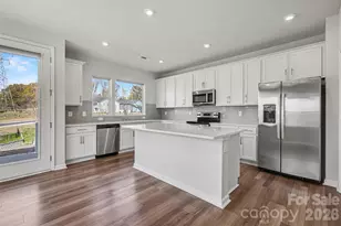 105 Renny Aly, Charlotte, NC 28217 - Photo 5