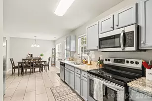 4732 Grasset Ave, Charlotte, NC 28269 - Photo 9
