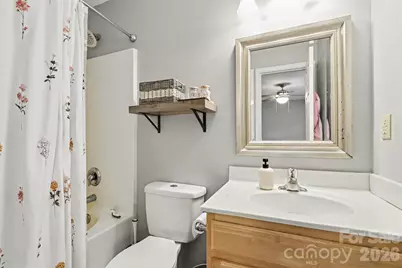 4732 Grasset Avenue, Charlotte, NC 28269 - Photo 15