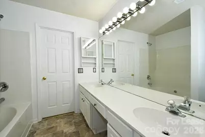 8715 Challenger Drive, Charlotte, NC 28213 - Photo 19