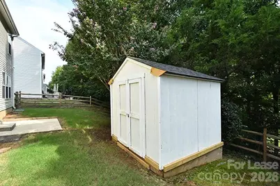 8715 Challenger Drive, Charlotte, NC 28213 - Photo 23