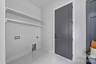 2025 South St, Charlotte, NC 28208 - Photo 27
