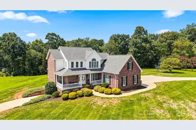 1338 Willow Creek Drive, Newton, NC 28658 - Photo 3