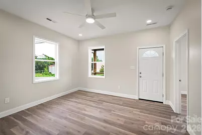 100 Gardner Street, Hickory, NC 28601 - Photo 5