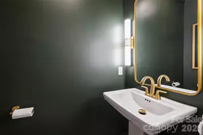 2644 Portland Avenue, Charlotte, NC 28207 - Photo 27