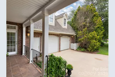 1126 Burnside Drive, Asheville, NC 28803 - Photo 3