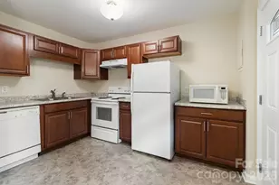 575 Sand Hill Rd, Asheville, NC 28806 - Photo 11
