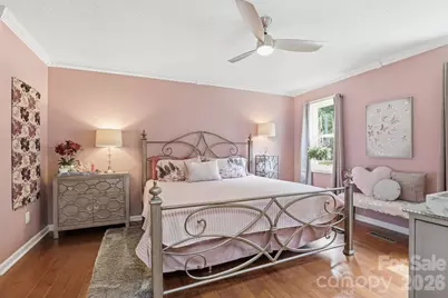 2918 24th Street Drive NE, Hickory, NC 28601 - Photo 13