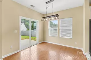 6814 Barefoot Forest Dr, Charlotte, NC 28269 - Photo 11