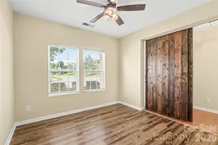 6814 Barefoot Forest Dr, Charlotte, NC 28269 - Photo 13