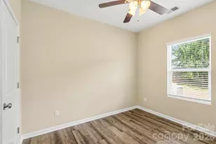 6814 Barefoot Forest Dr, Charlotte, NC 28269 - Photo 27