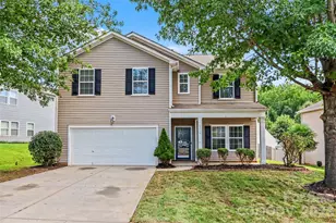 6814 Barefoot Forest Dr, Charlotte, NC 28269 - Photo 1