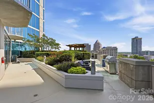 210 N Church St, Charlotte, NC 28202 - Photo 11