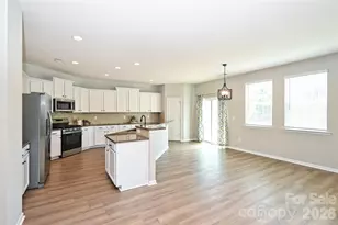 6211 Kilchurn Dr, Indian Land, SC 29707 - Photo 7