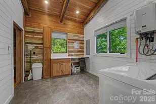 444 Lookout Pt, Bryson City, NC 28713 - Photo 27