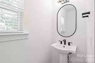 2007 Wilson Ave, Charlotte, NC 28208 - Photo 7