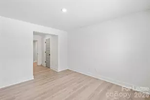 2007 Wilson Ave, Charlotte, NC 28208 - Photo 19