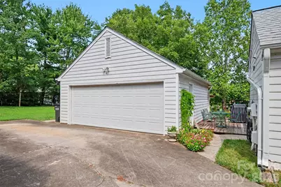 8741 Fieldgate Drive, Charlotte, NC 28277 - Photo 23