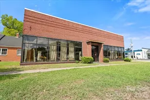 319 2nd St, Cheraw, SC 29520 - Photo 1