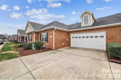 8310 Glacier Drive, Denver, NC 28037 - Photo 1