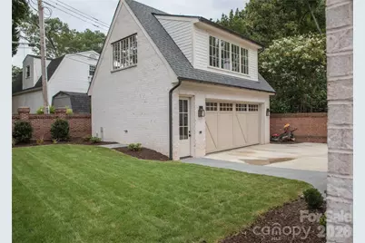 1220 Biltmore Drive, Charlotte, NC 28207 - Photo 3