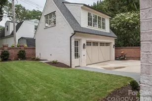 1220 Biltmore Dr, Charlotte, NC 28207 - Photo 3