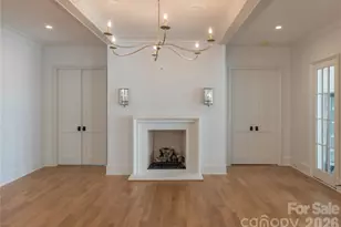 1220 Biltmore Dr, Charlotte, NC 28207 - Photo 5