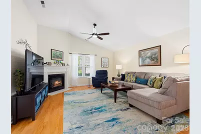 196 Snowy Egret Way, Hendersonville, NC 28792 - Photo 3