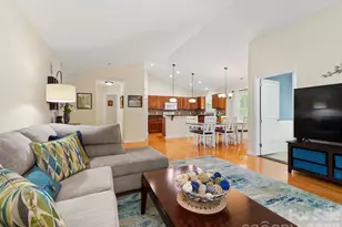 196 Snowy Egret Way, Hendersonville, NC 28792 - Photo 5