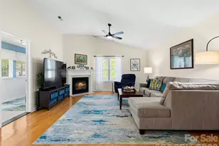 196 Snowy Egret Way, Hendersonville, NC 28792 - Photo 3