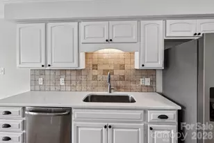 20407 Harborgate Ct, Cornelius, NC 28031 - Photo 19