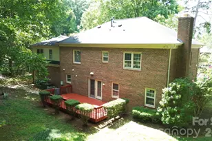 4002 Trehurst Ct, Charlotte, NC 28269 - Photo 3