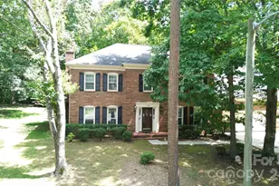 4002 Trehurst Ct, Charlotte, NC 28269 - Photo 1