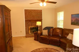 4002 Trehurst Ct, Charlotte, NC 28269 - Photo 11