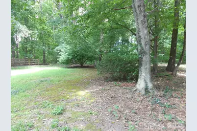 4002 Trehurst Court, Charlotte, NC 28269 - Photo 33