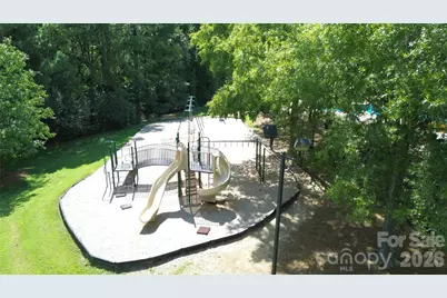 4002 Trehurst Court, Charlotte, NC 28269 - Photo 37