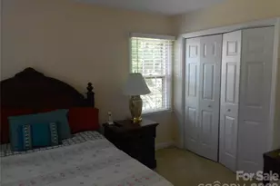 4002 Trehurst Ct, Charlotte, NC 28269 - Photo 25