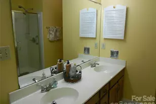 4002 Trehurst Ct, Charlotte, NC 28269 - Photo 19