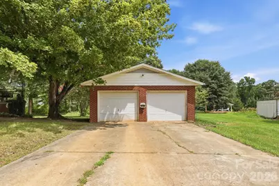 2613 26th Avenue NE, Hickory, NC 28601 - Photo 27
