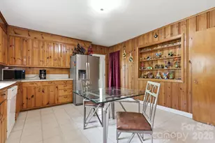 2613 26th Ave NE, Hickory, NC 28601 - Photo 17