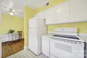 4511 Woodlark Ln, Charlotte, NC 28211 - Photo 11