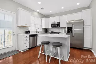 1060 Drayton Ct, Fort Mill, SC 29708 - Photo 11