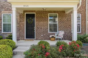 10126 Hemingway Pl, Charlotte, NC 28227 - Photo 3