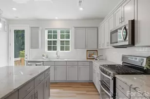 10126 Hemingway Pl, Charlotte, NC 28227 - Photo 11