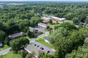 1320 14th St Dr NE, Hickory, NC 28601 - Photo 35