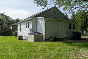 1320 14th St Dr NE, Hickory, NC 28601 - Photo 23