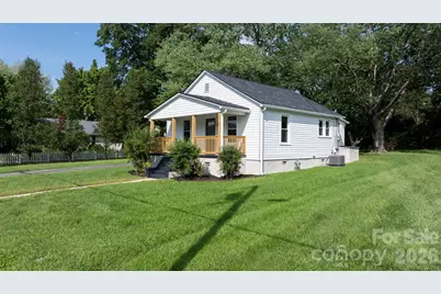 1320 14th Street Drive NE, Hickory, NC 28601 - Photo 3