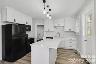 225 Valleyview Pl, Salisbury, NC 28144 - Photo 3